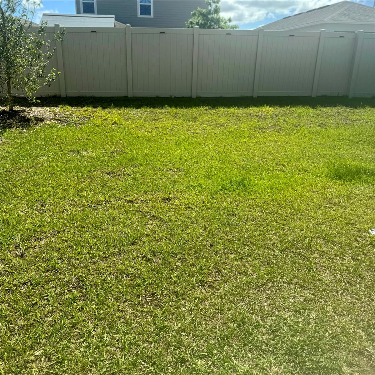 Image 5 of 22 For 357 Wayland Drive