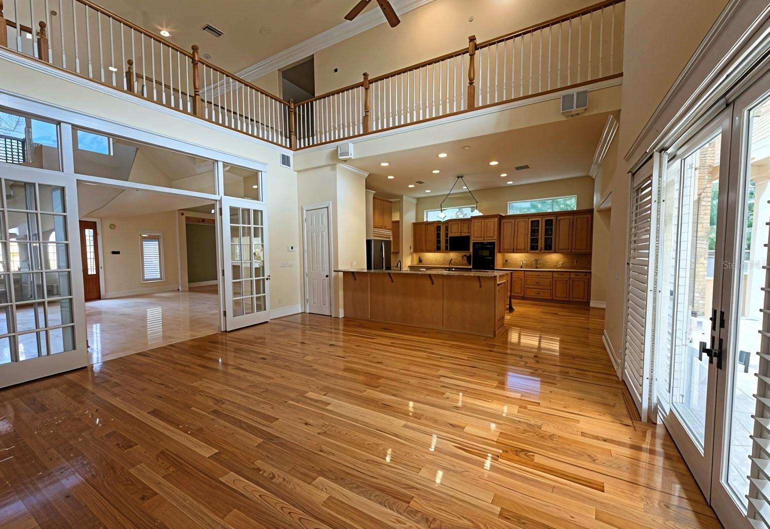 Image 35 of 57 For 441 Lucerne Avenue