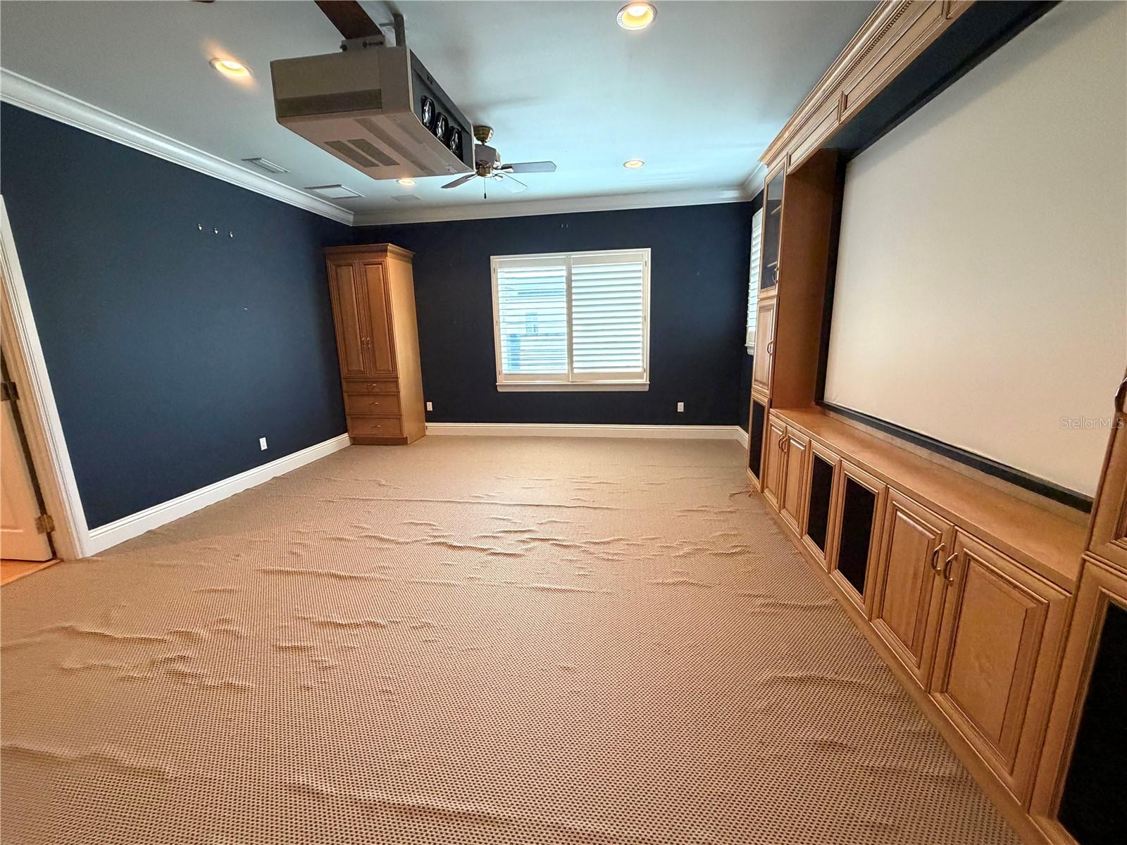 Image 45 of 57 For 441 Lucerne Avenue