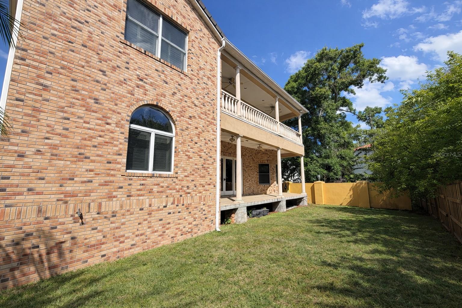 Image 5 of 57 For 441 Lucerne Avenue