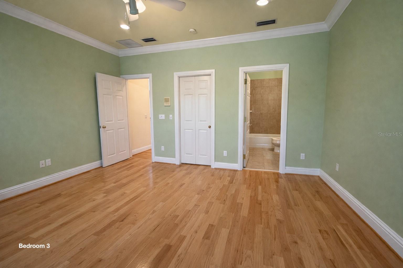 Image 51 of 57 For 441 Lucerne Avenue