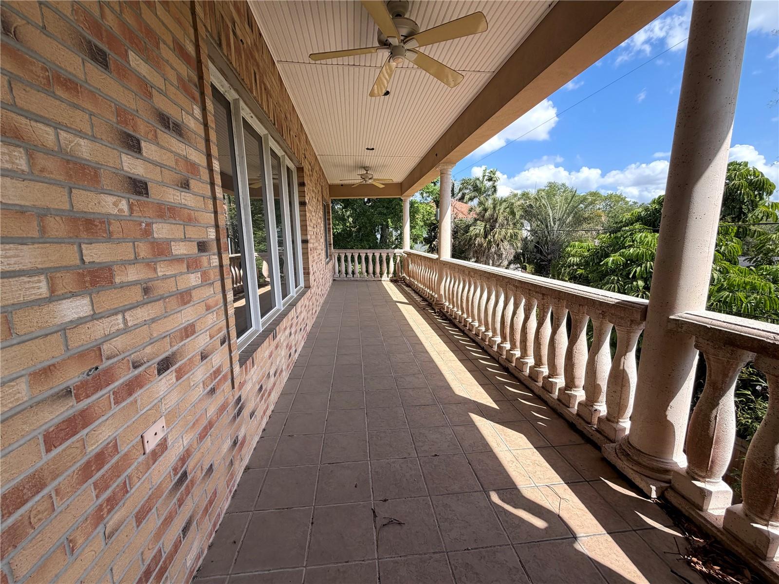 Image 9 of 57 For 441 Lucerne Avenue