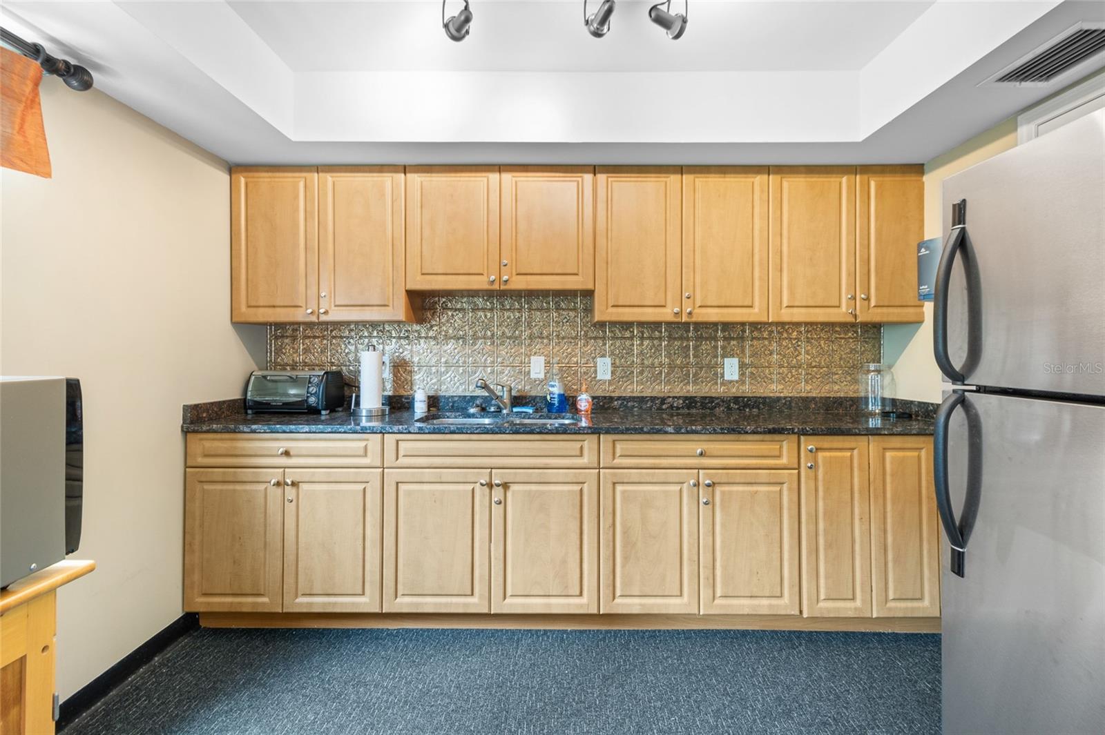 Image 35 of 41 For 3402 Latania Drive 321