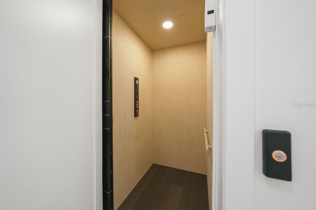 Image 17 of 20 For 1843 Bayou Grande Boulevard Ne