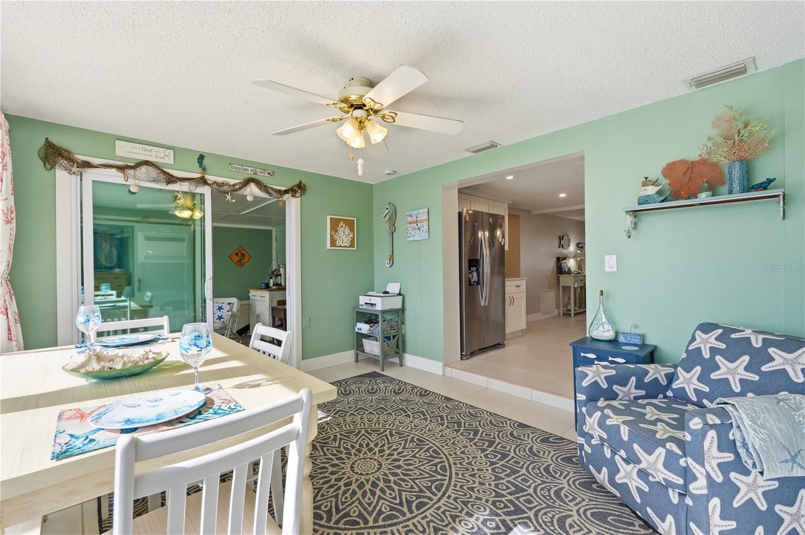 Listing photo id 19 for 12532 5th Isle