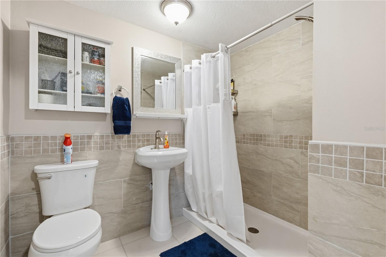 Listing photo id 26 for 12532 5th Isle