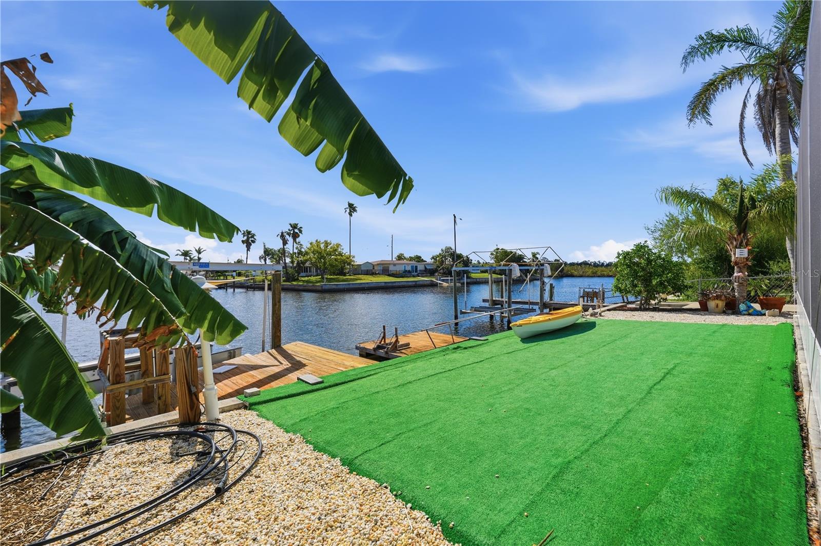 Listing photo id 45 for 12532 5th Isle