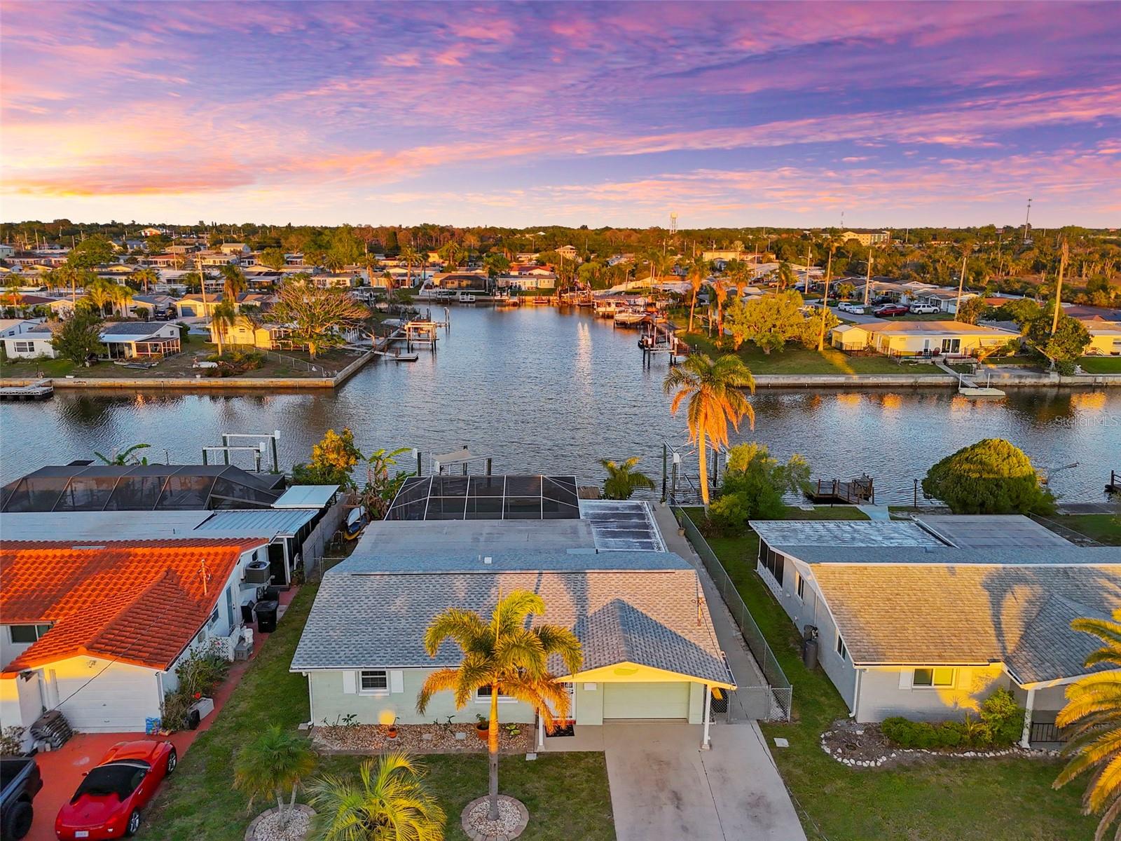 Listing photo id 60 for 12532 5th Isle