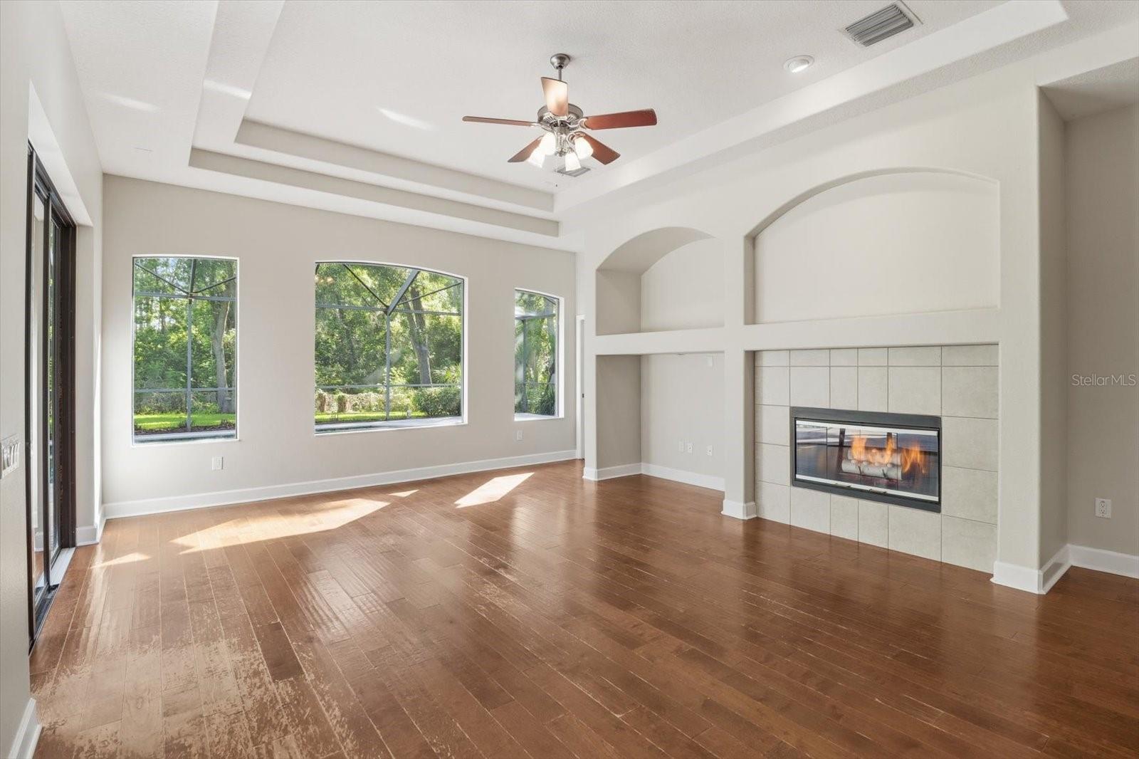 Image 15 of 46 For 5902 Hammock Woods Drive