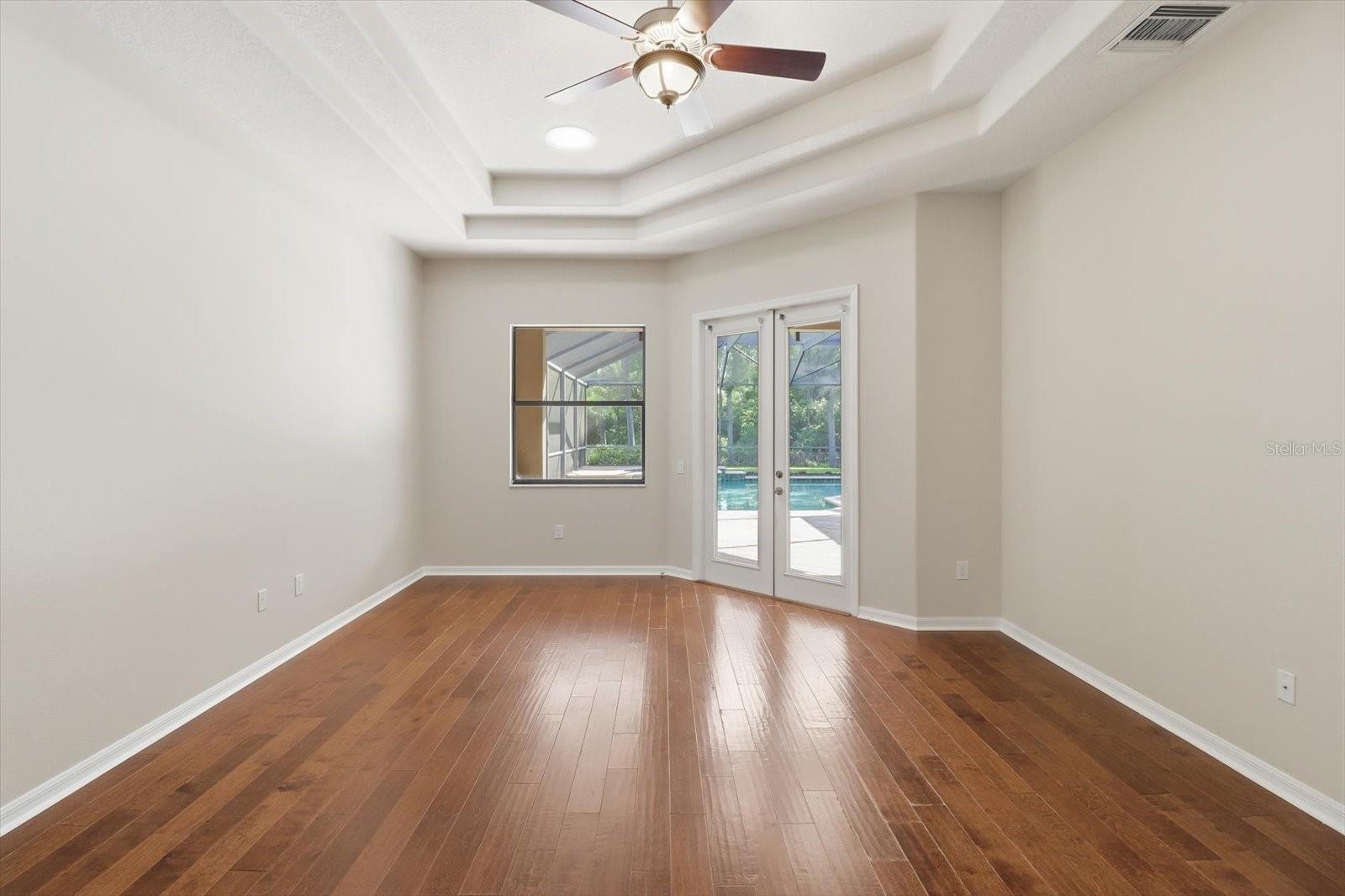 Image 18 of 46 For 5902 Hammock Woods Drive