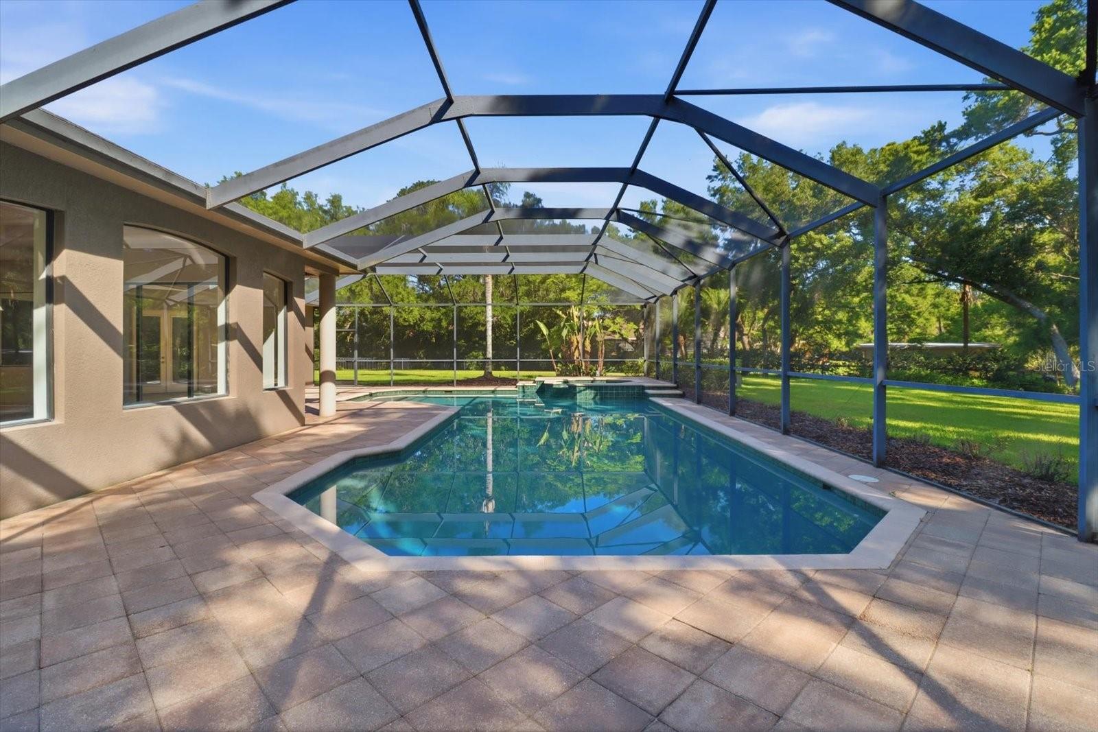 Image 39 of 46 For 5902 Hammock Woods Drive