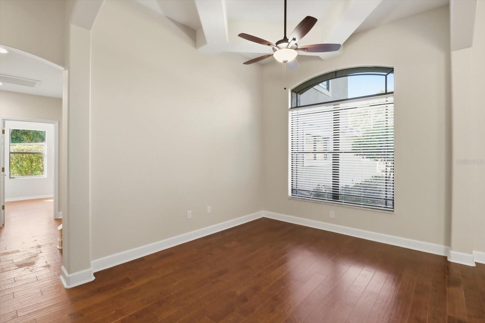 Image 6 of 46 For 5902 Hammock Woods Drive