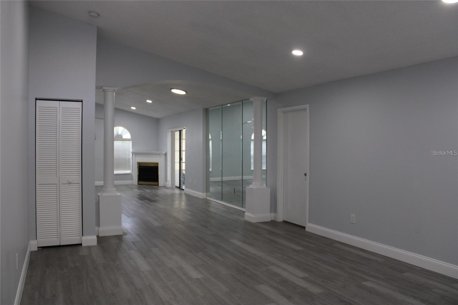 Image 2 of 6 For 3801 105th Avenue N