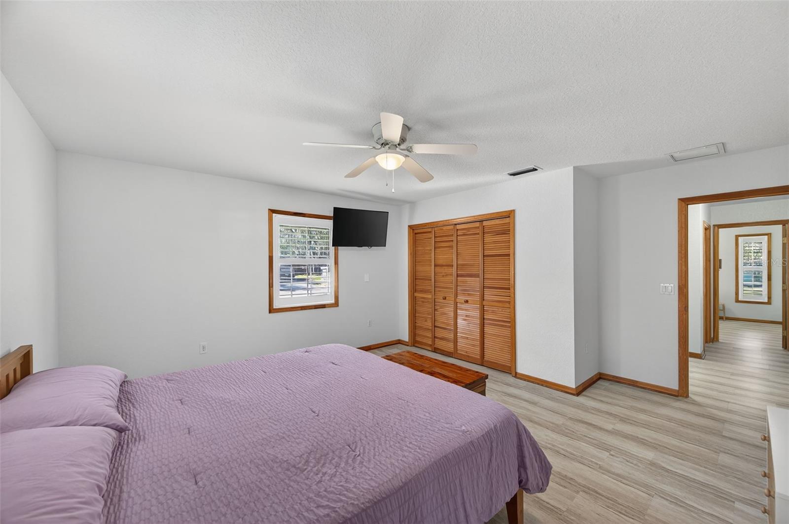 Image 16 of 48 For 1312 Grove Avenue