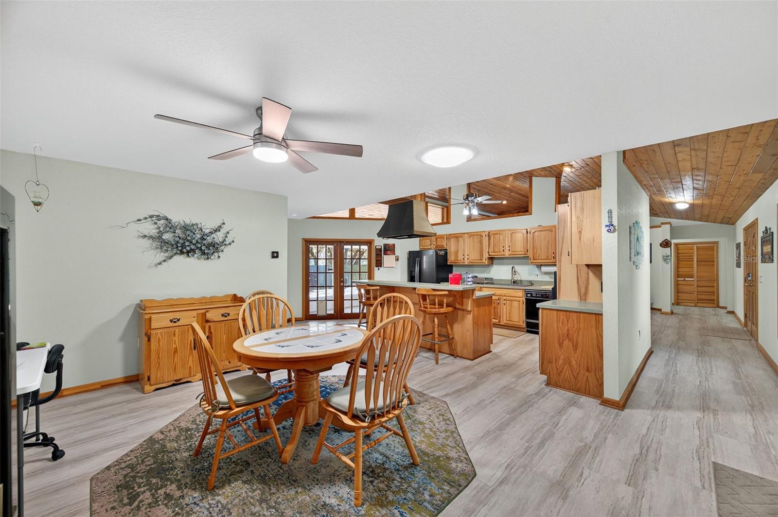 Image 23 of 48 For 1312 Grove Avenue