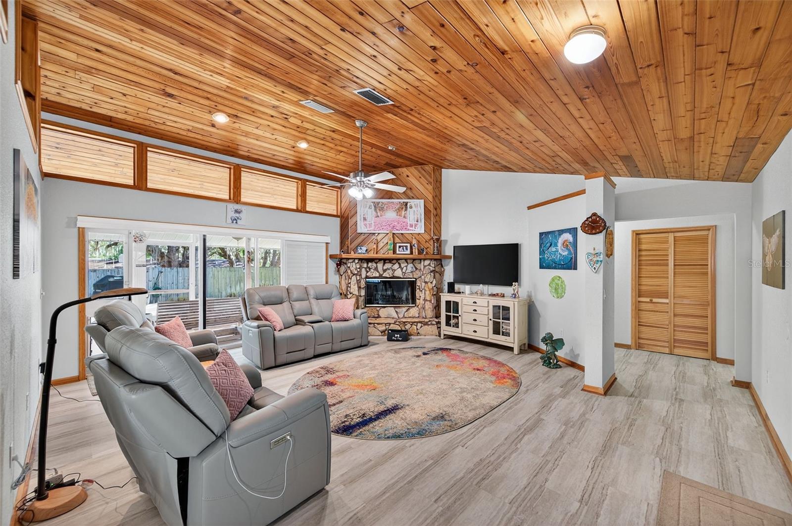 Image 7 of 48 For 1312 Grove Avenue