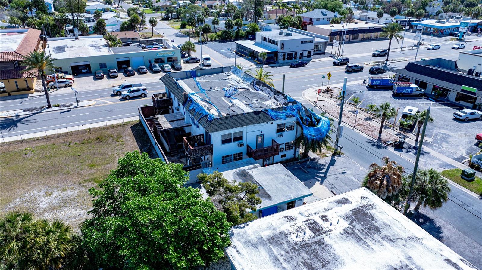 Image 16 of 21 For 7210 Gulf Boulevard