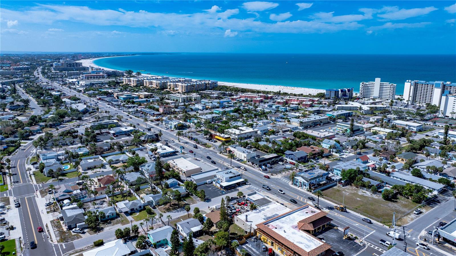 Image 17 of 21 For 7210 Gulf Boulevard