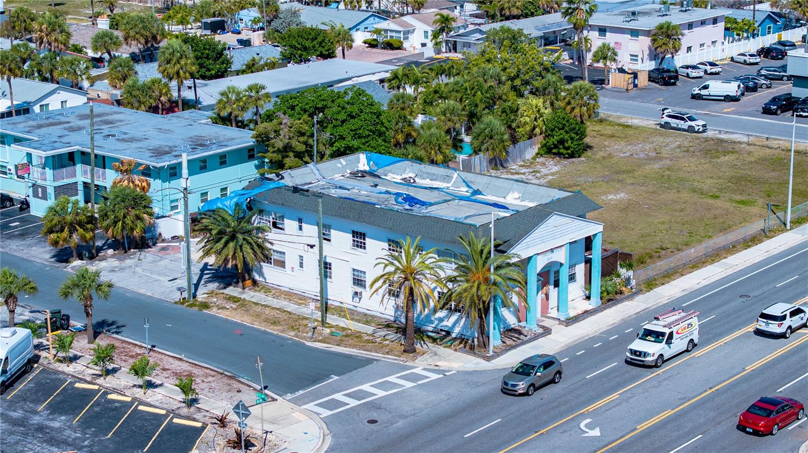 Image 5 of 21 For 7210 Gulf Boulevard