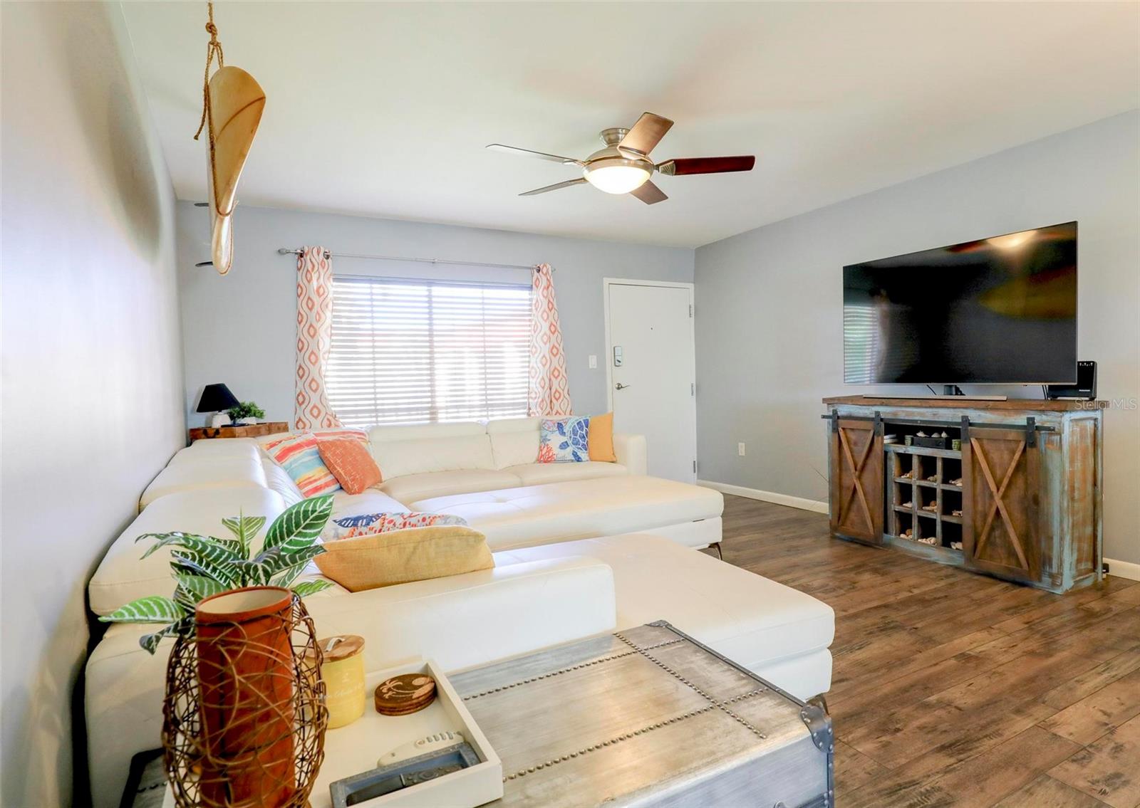 Image 10 of 55 For 8911 Blind Pass Road 321