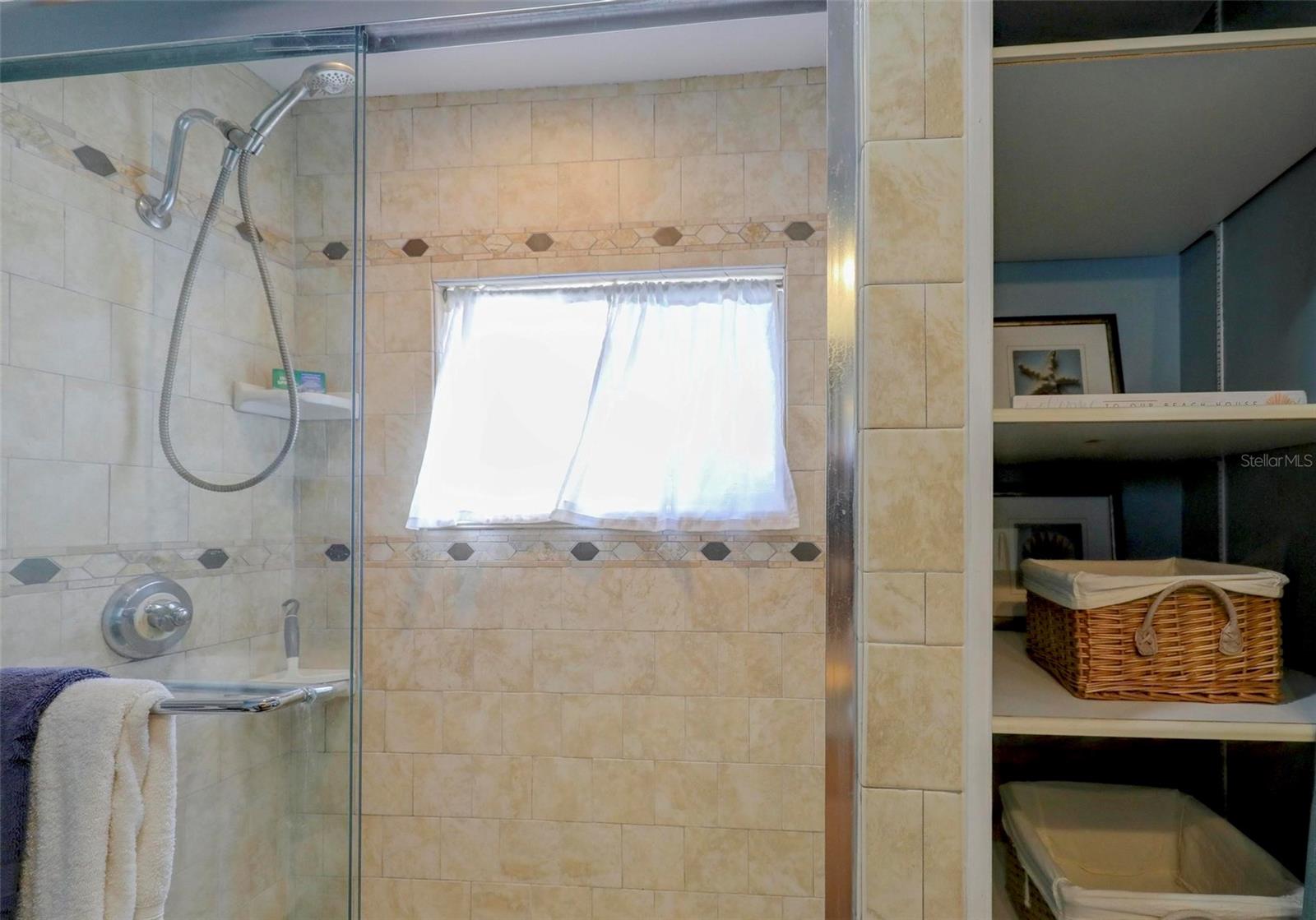 Image 36 of 55 For 8911 Blind Pass Road 321