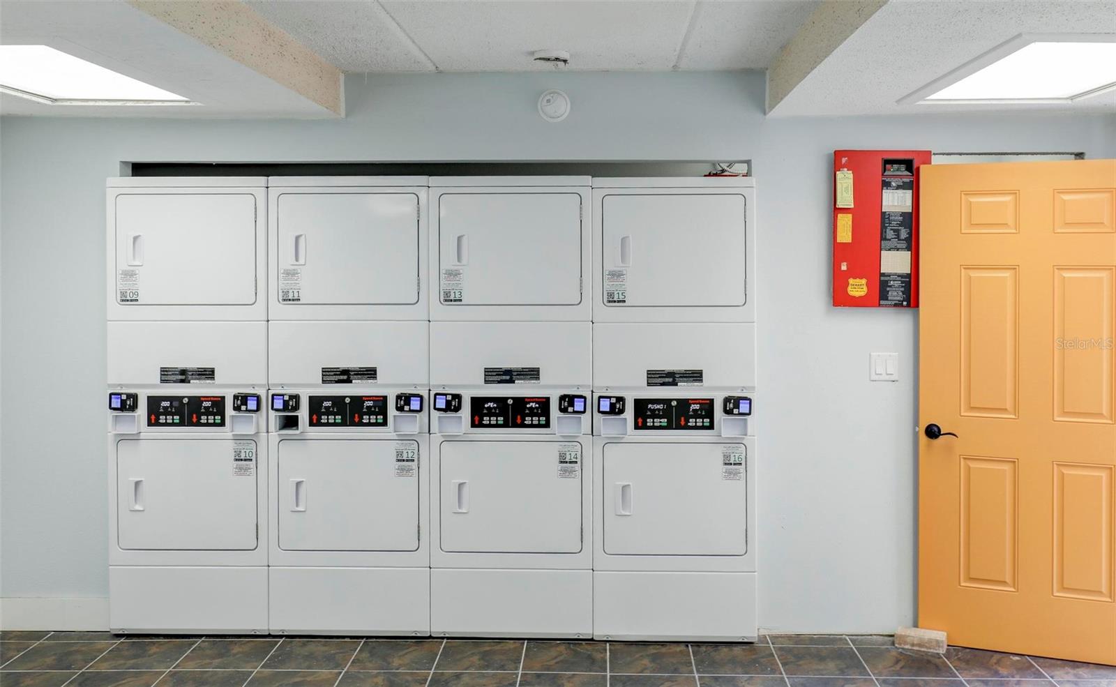 Image 40 of 55 For 8911 Blind Pass Road 321