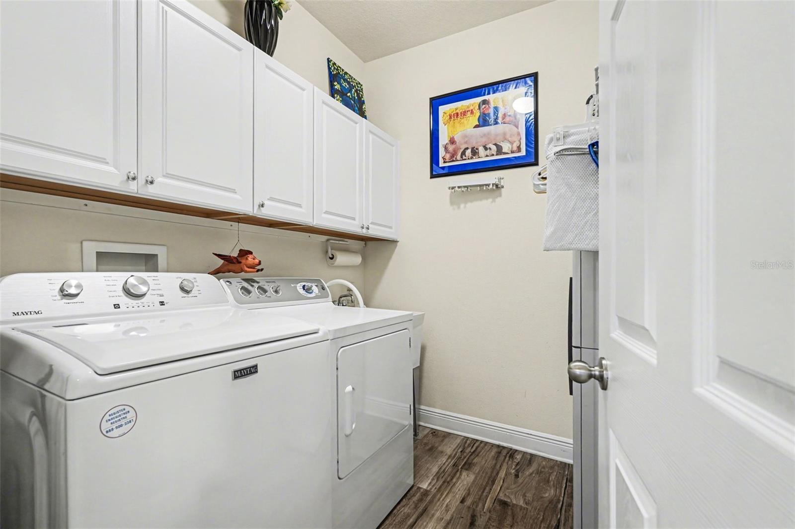 Listing photo id 25 for 2134 Barracuda Court
