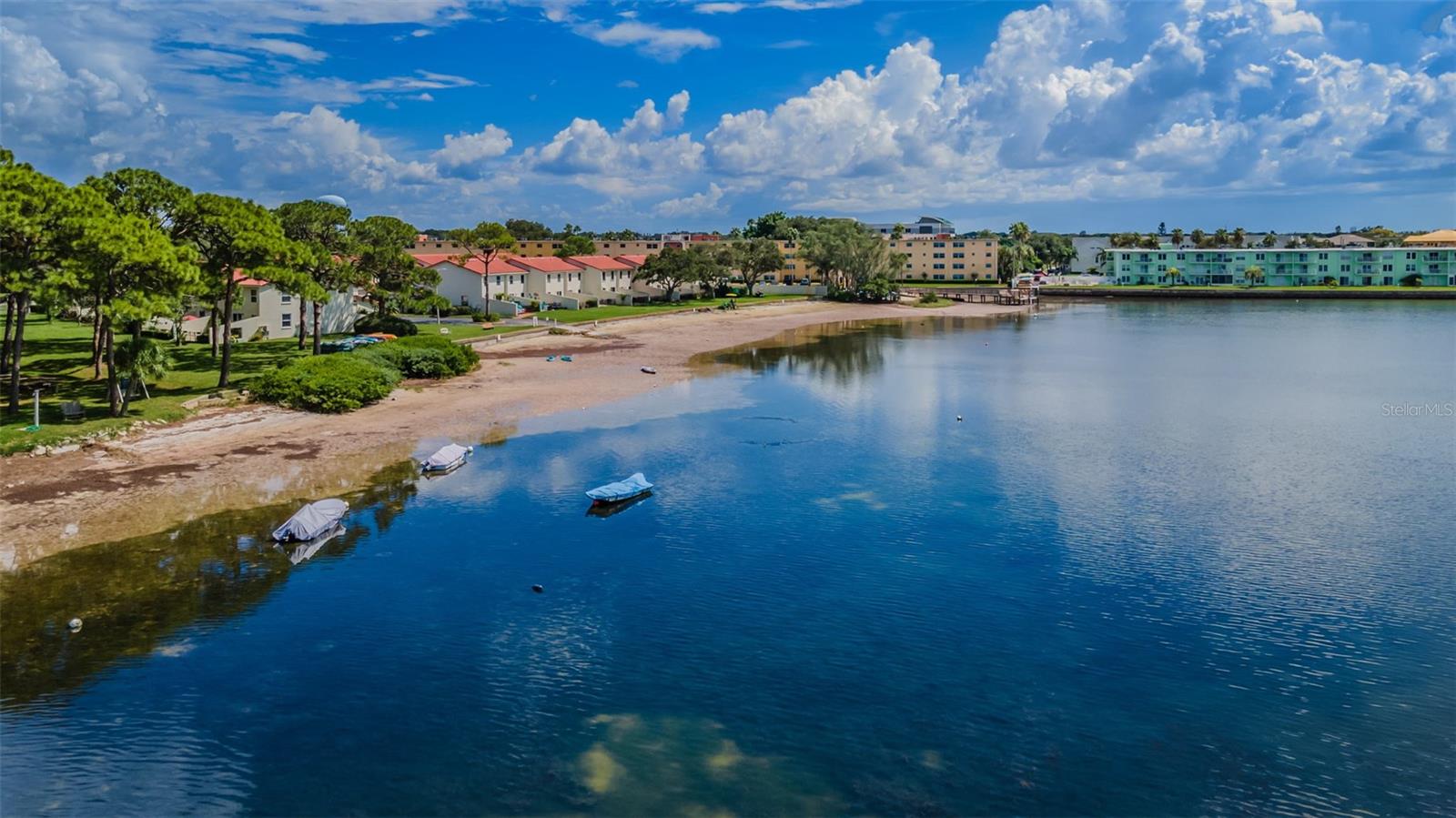 Image 31 of 44 For 2700 Bayshore Boulevard 580