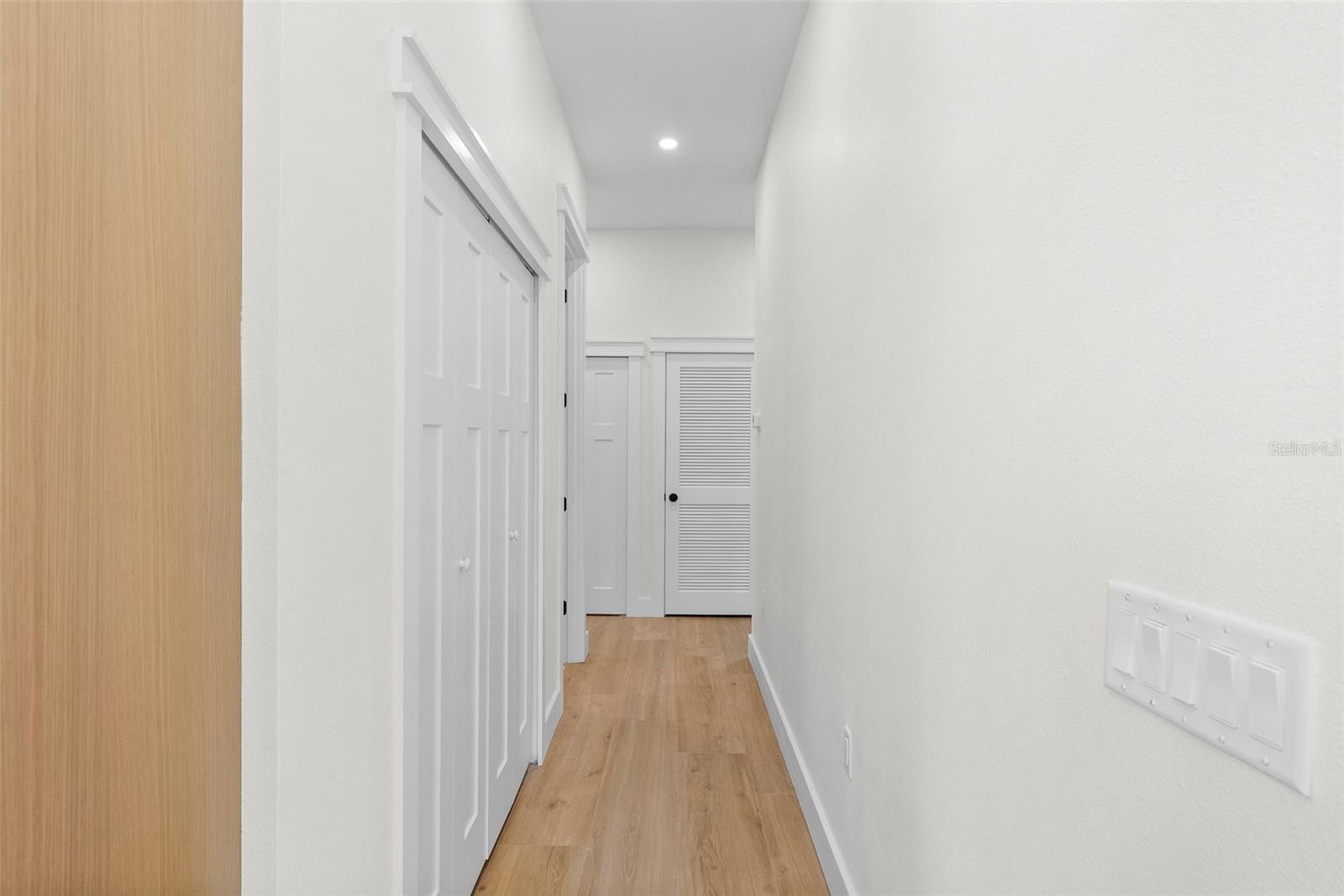 Image 16 of 44 For 1712 Comanche Avenue