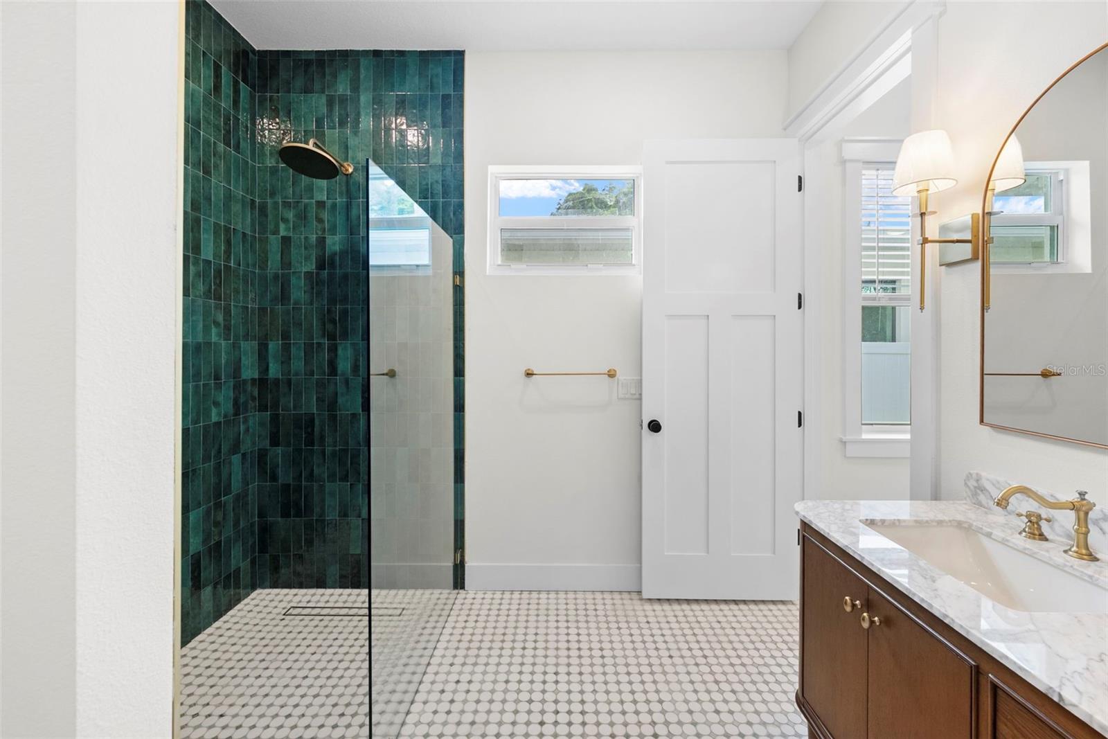 Image 28 of 44 For 1712 Comanche Avenue