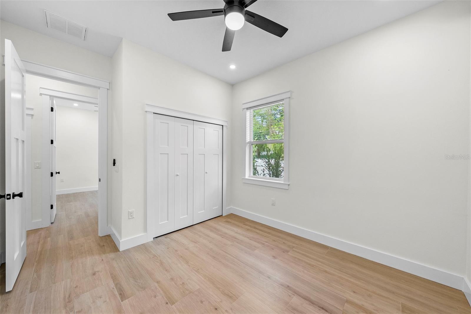 Image 37 of 44 For 1712 Comanche Avenue