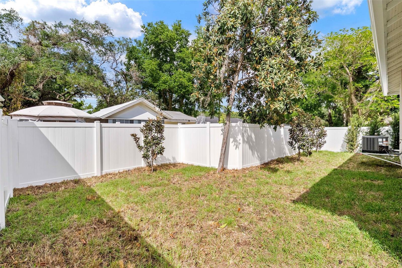 Image 39 of 44 For 1712 Comanche Avenue