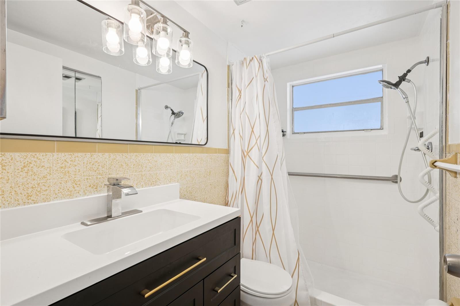 Image 16 of 32 For 3548 Darlington Road