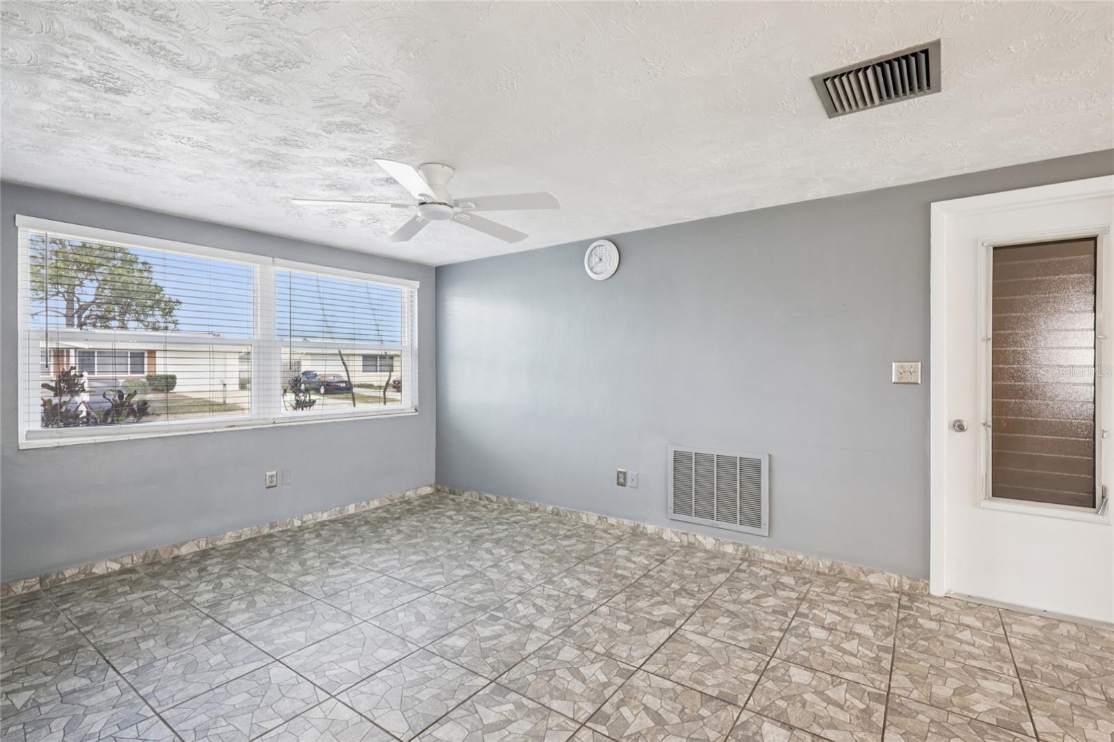 Image 9 of 32 For 3548 Darlington Road