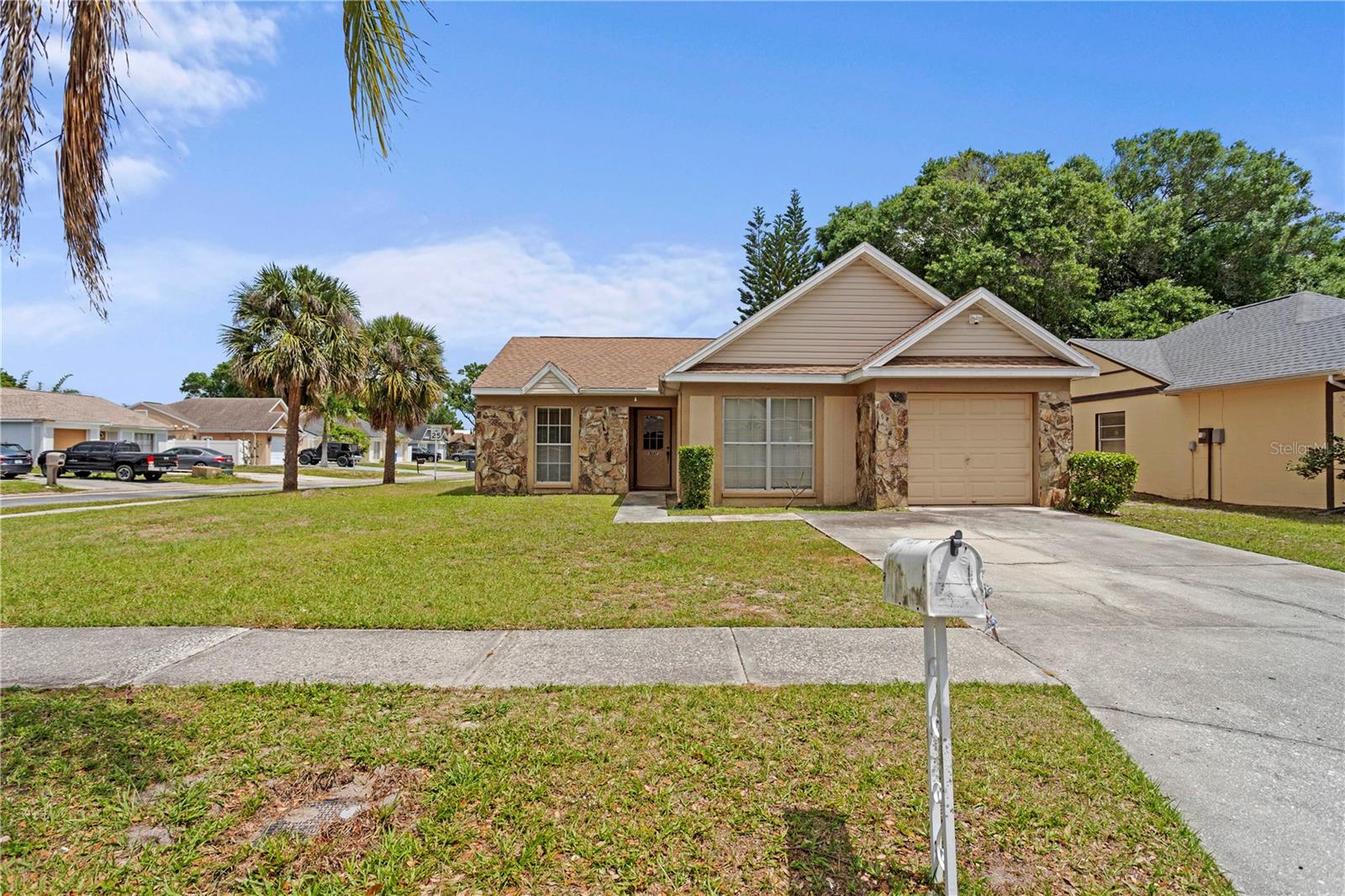 Details for 9247 Camino Villa Boulevard, TAMPA, FL 33635