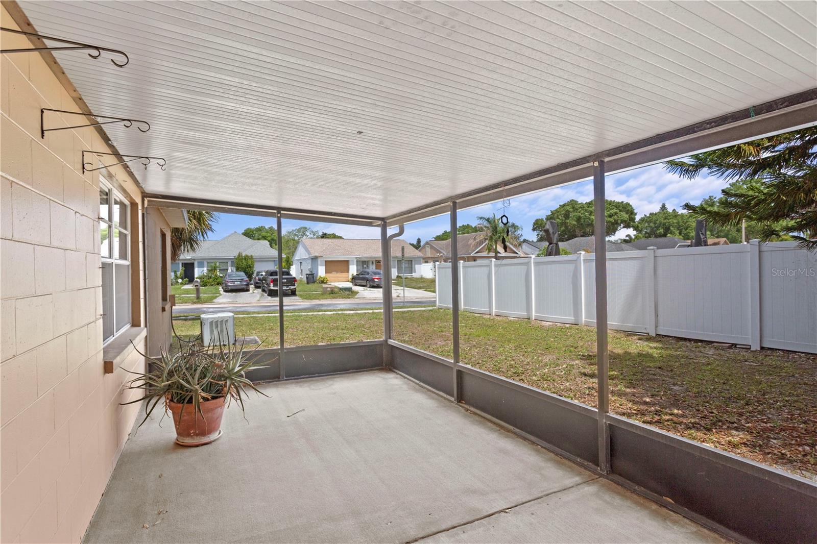 Image 27 of 35 For 9247 Camino Villa Boulevard