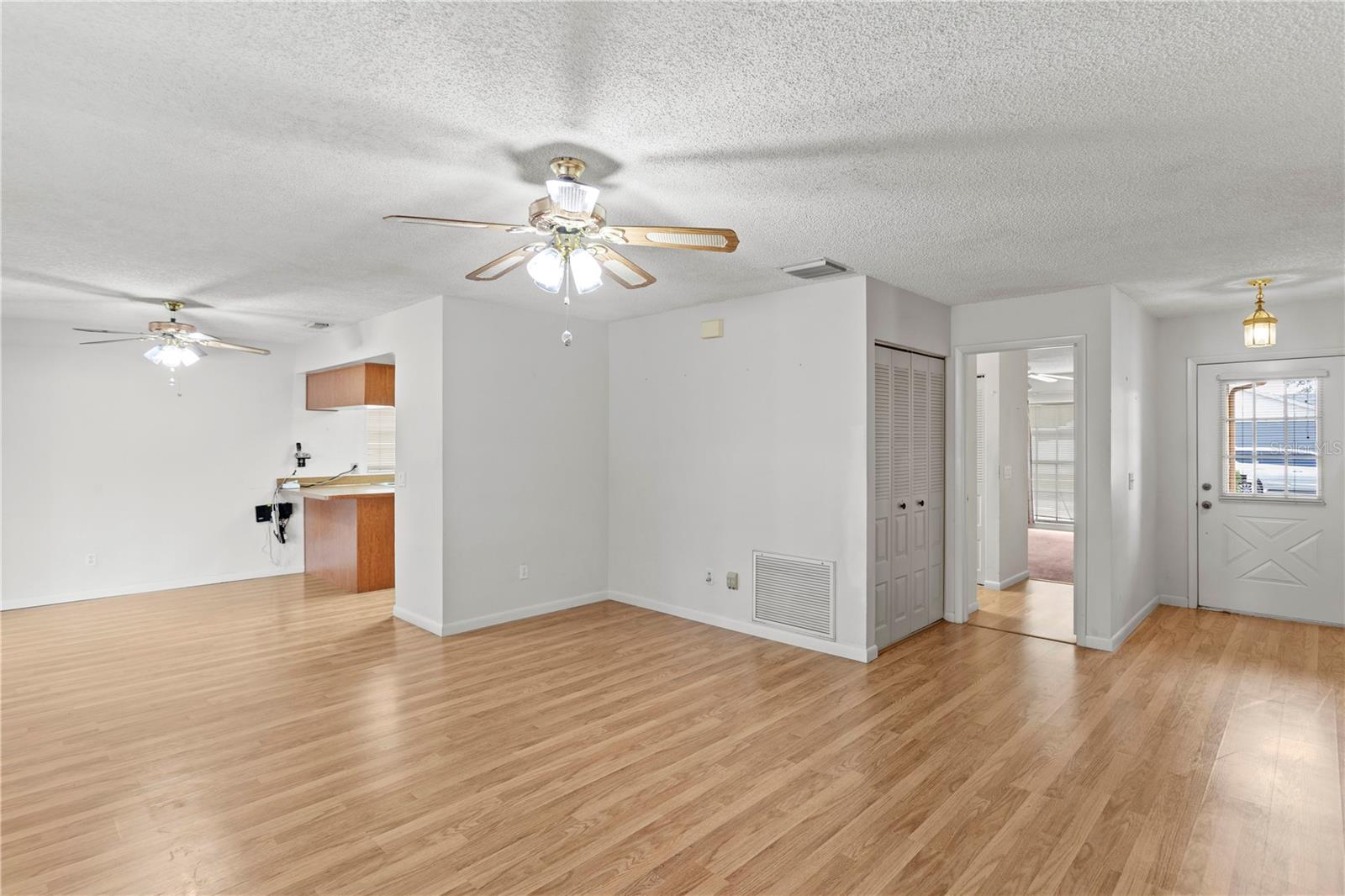 Image 8 of 35 For 9247 Camino Villa Boulevard