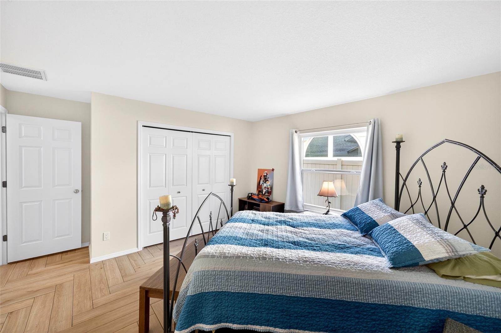 Image 29 of 64 For 14067 Joel Court