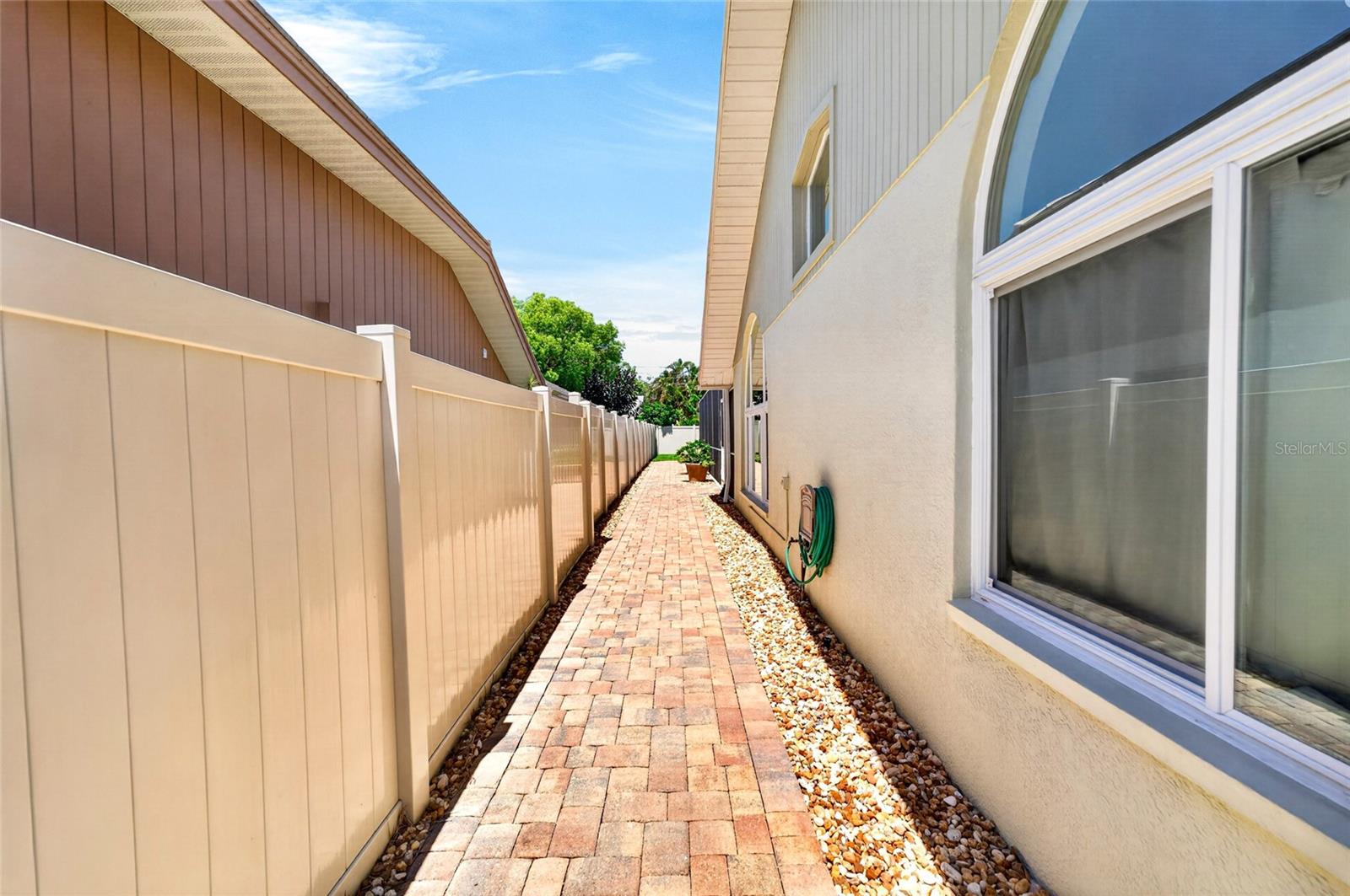 Image 41 of 64 For 14067 Joel Court