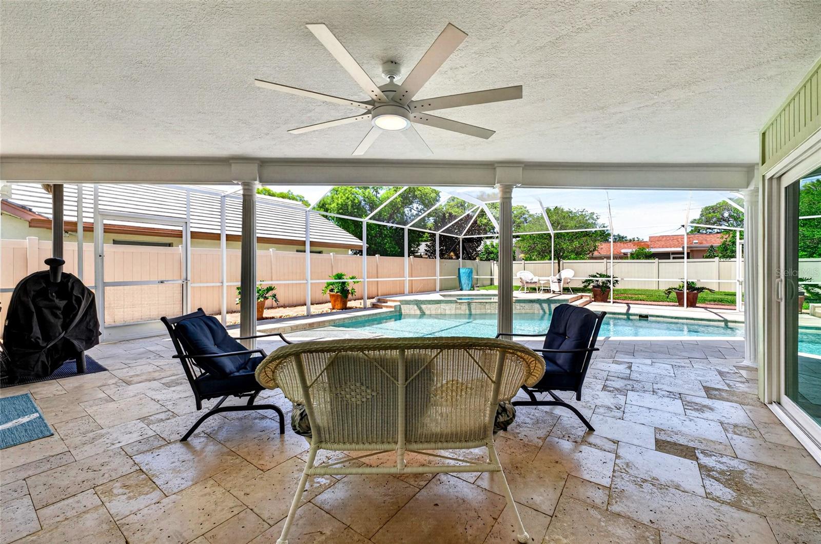 Image 44 of 64 For 14067 Joel Court