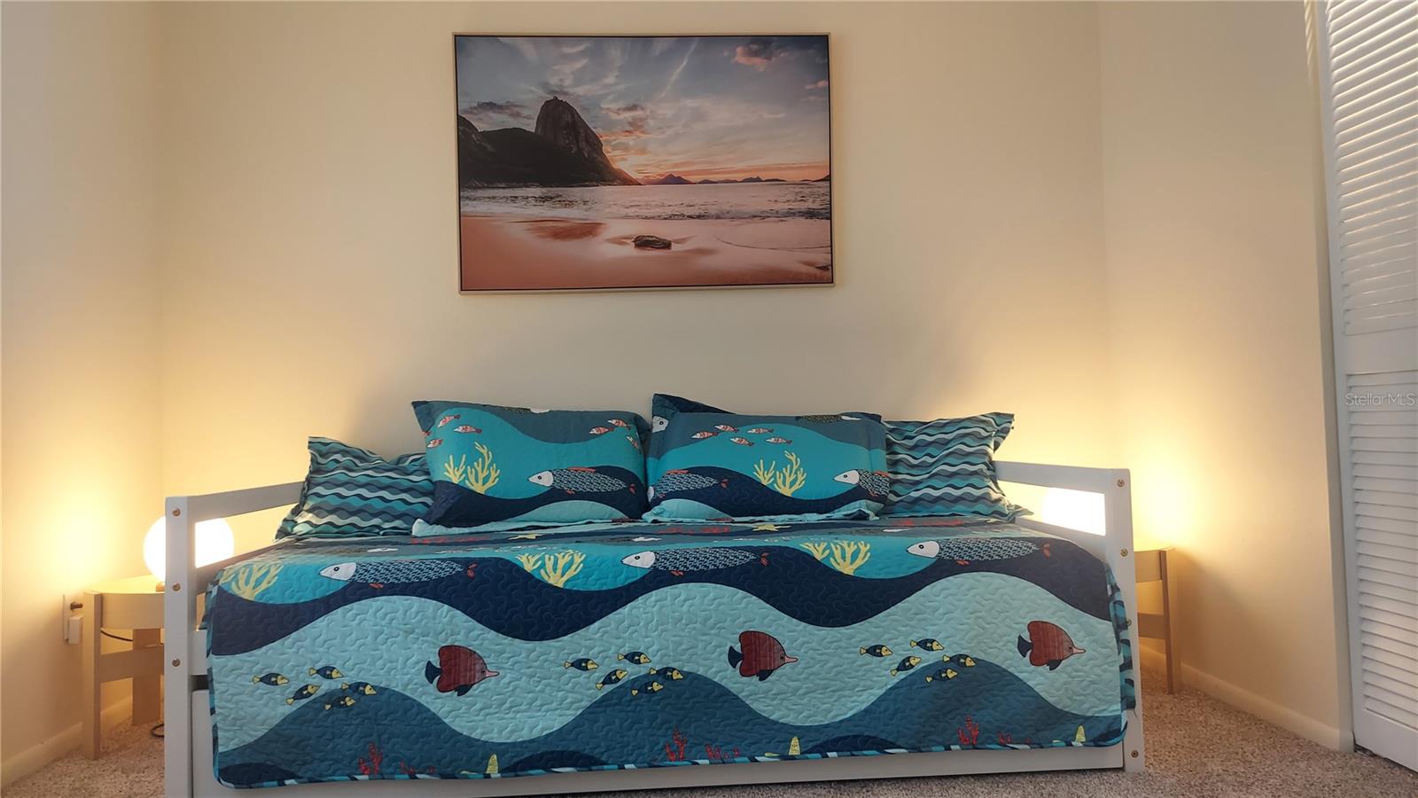 Image 6 of 32 For 207 Woodlake Wynde  207