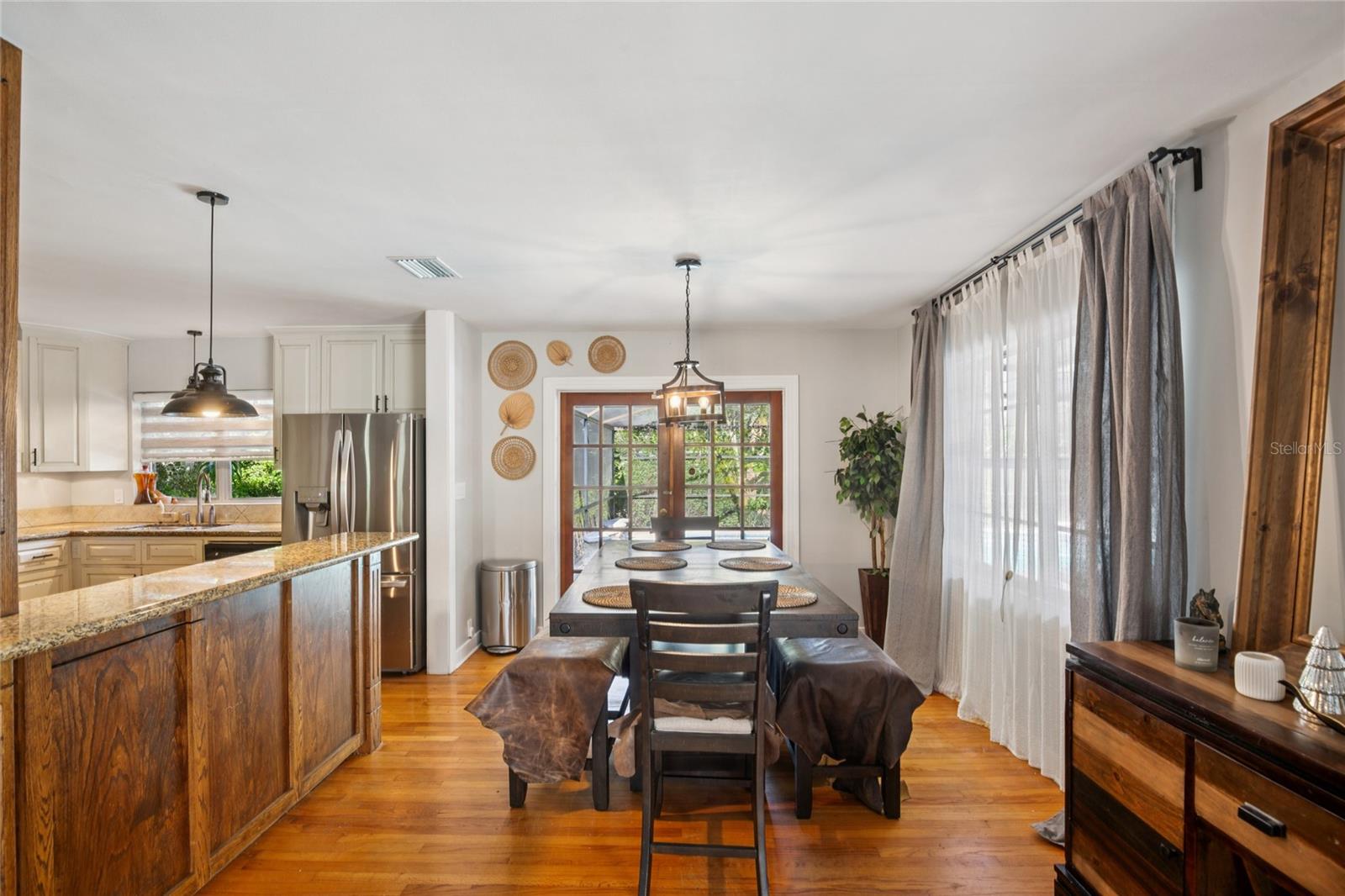 Image 11 of 51 For 804 Woodruff Avenue