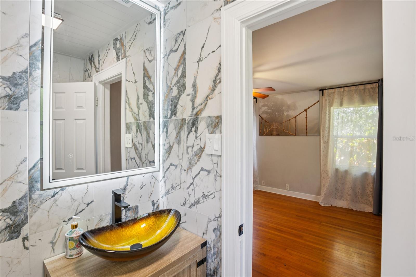 Image 16 of 51 For 804 Woodruff Avenue