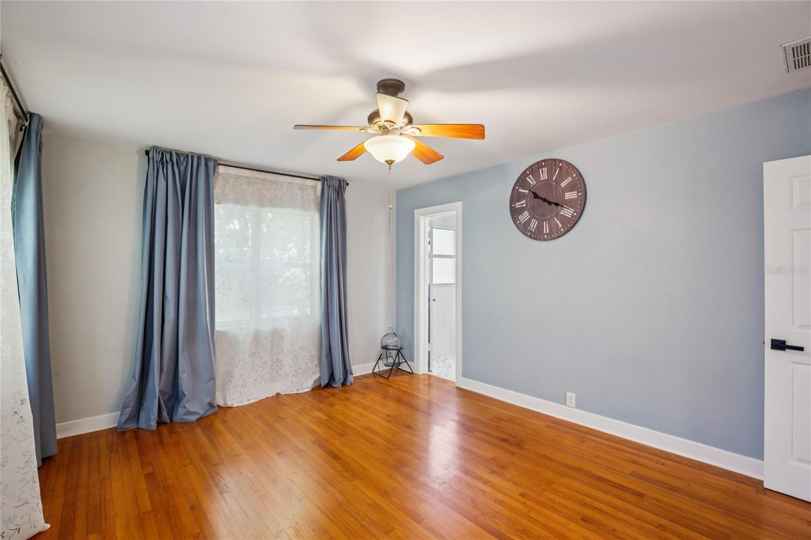 Image 18 of 51 For 804 Woodruff Avenue