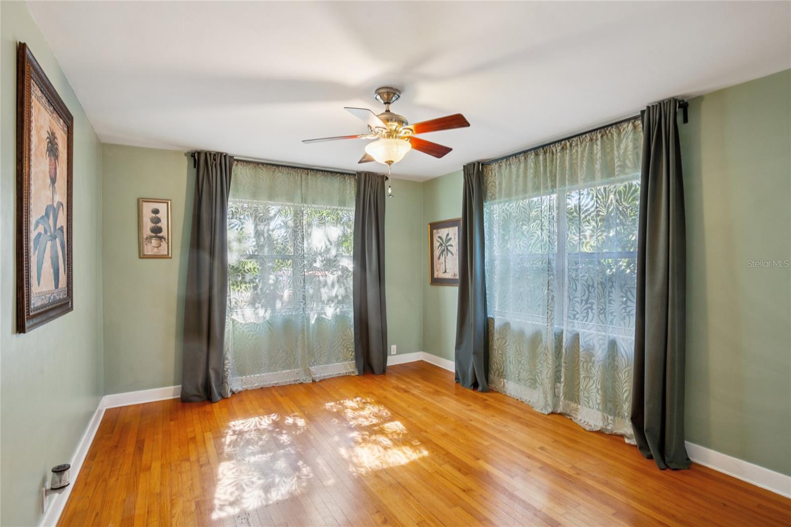 Image 21 of 51 For 804 Woodruff Avenue