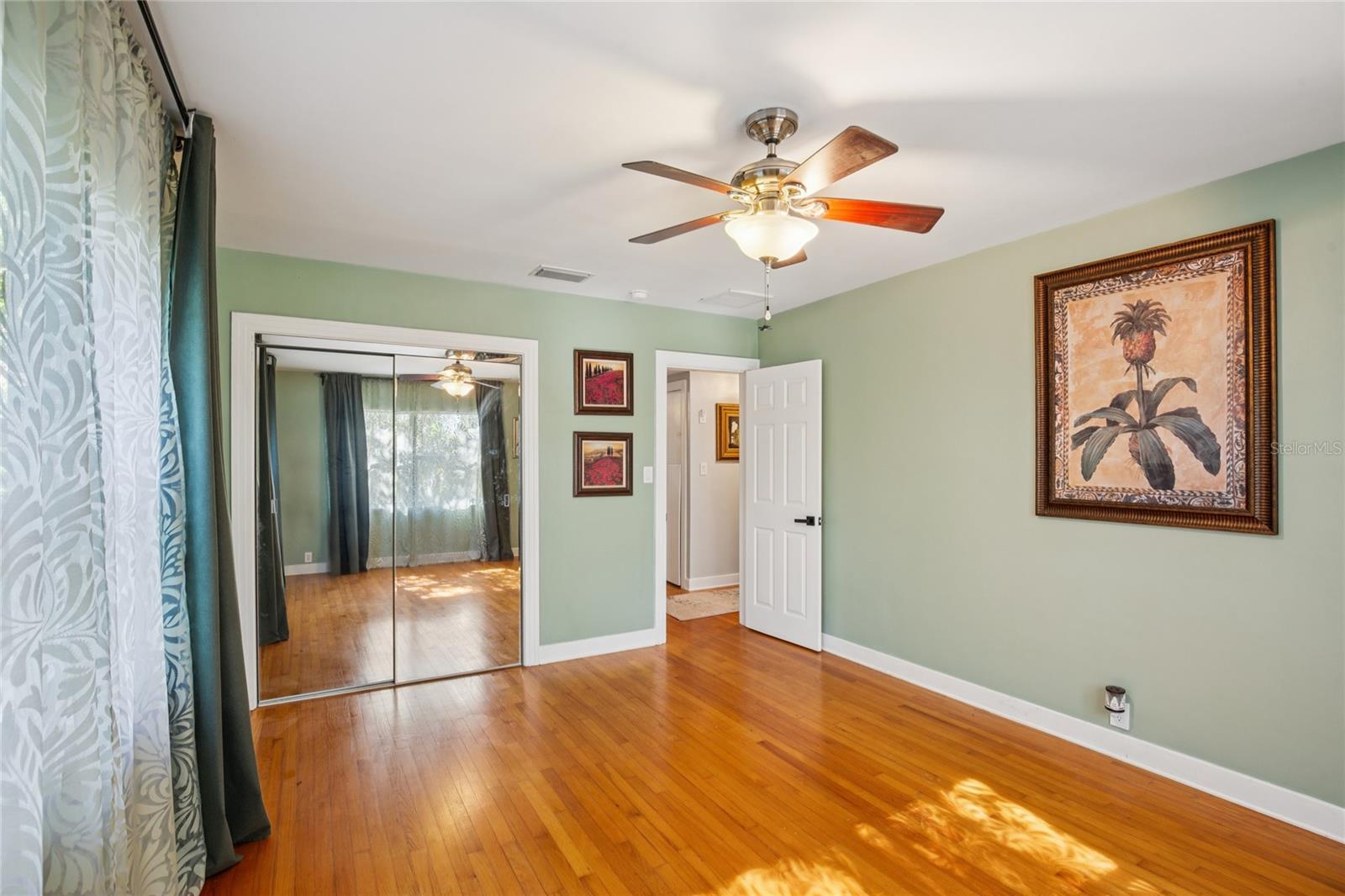 Image 23 of 51 For 804 Woodruff Avenue