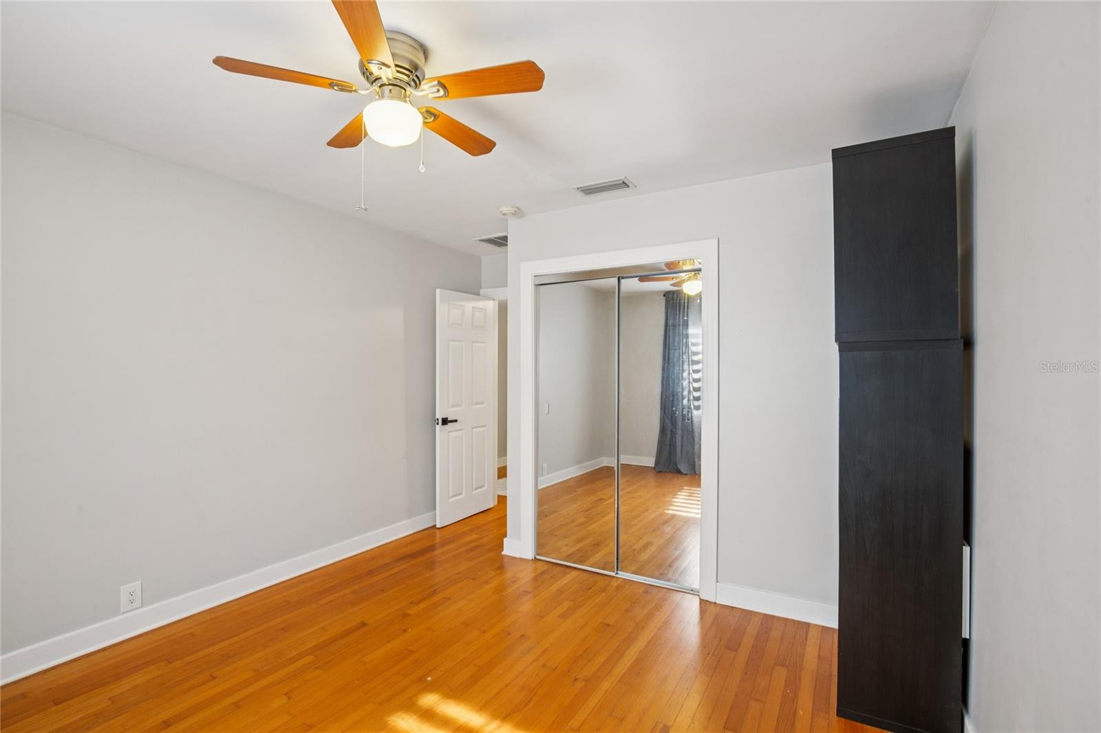 Image 26 of 51 For 804 Woodruff Avenue