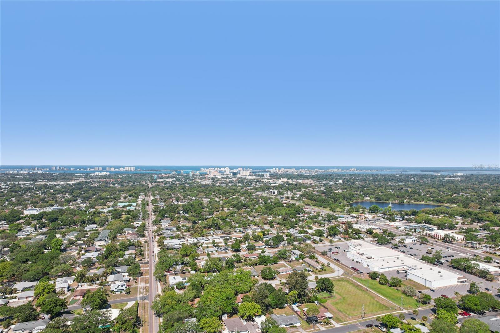 Image 48 of 51 For 804 Woodruff Avenue