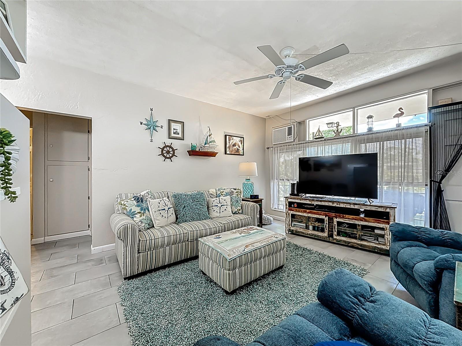 Image 13 of 30 For 4051 58th Street N 239c