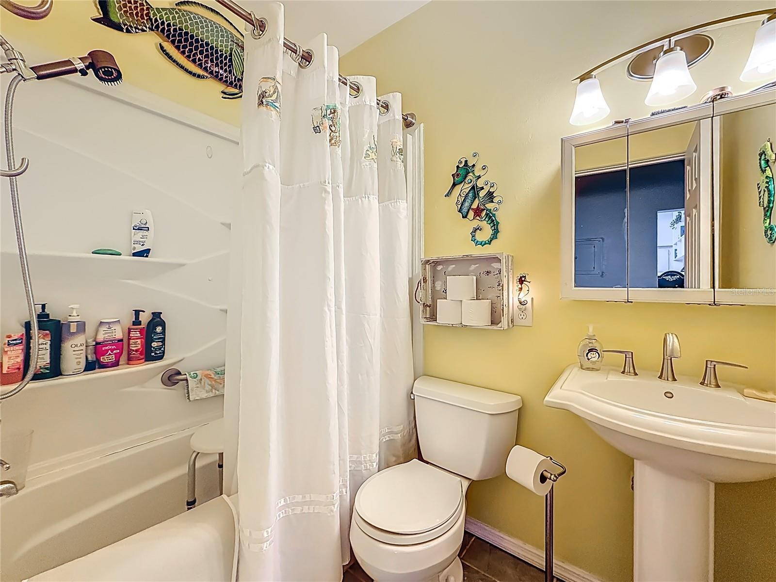 Image 16 of 30 For 4051 58th Street N 239c